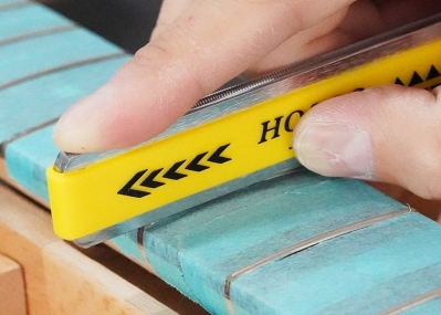 Fretting / Fingerboard