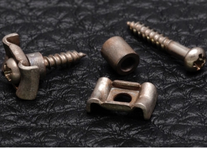 Gotoh® Vintage Butterfly String Tree Guides • Nickel • Aged/Relic (2)
